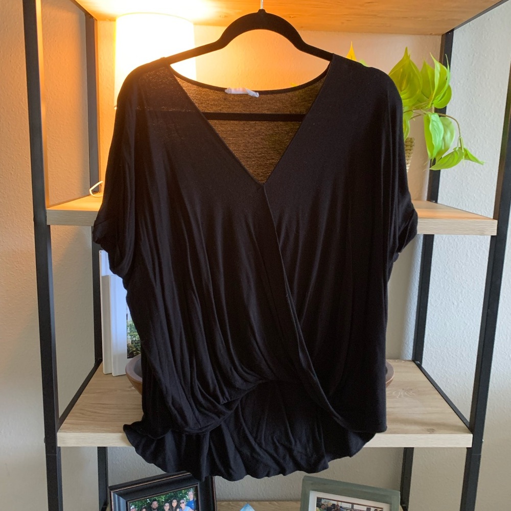 Black Twist Top